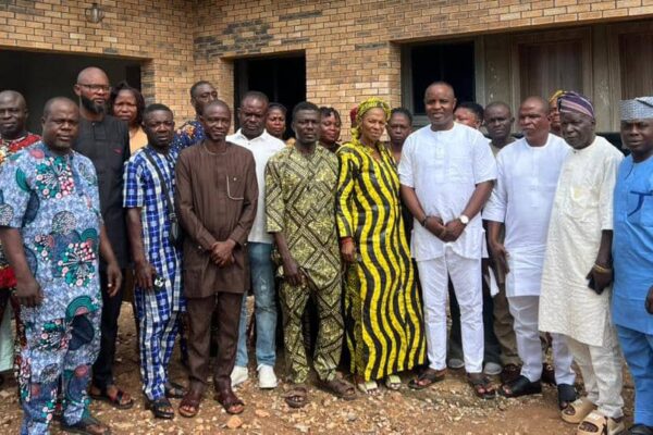 Owo APC Excos pass vote of confidence in Aiyedatiwa, Ondo Lawmaker Ogunmolasuyi